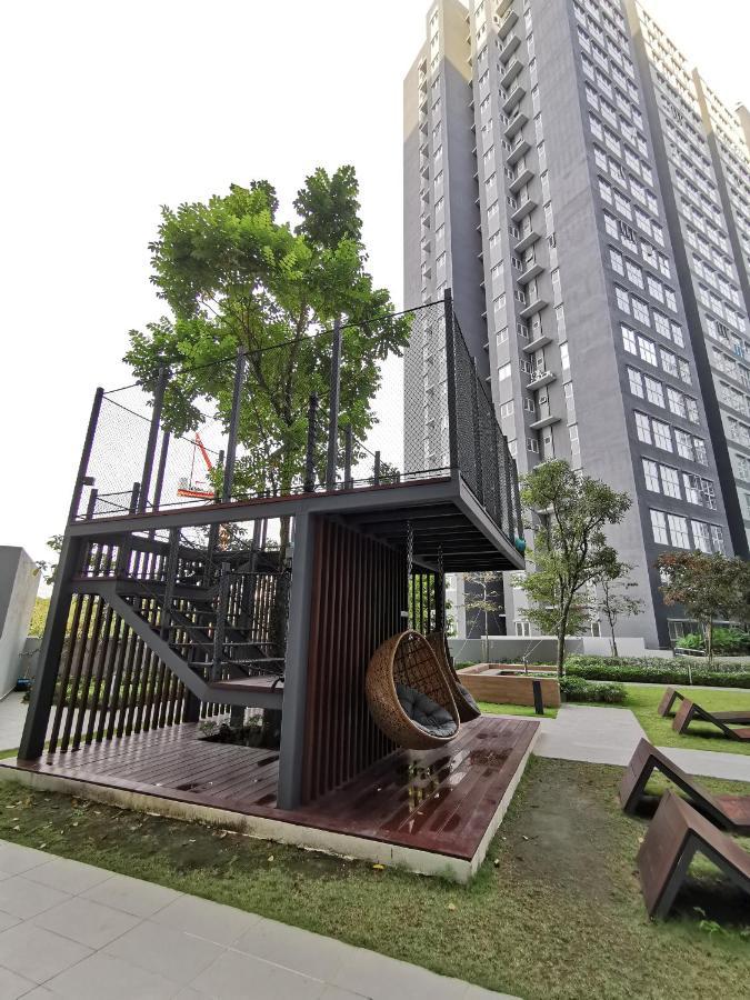 Kajang Industrial House With Olympic Size Swimming Pool Exterior foto